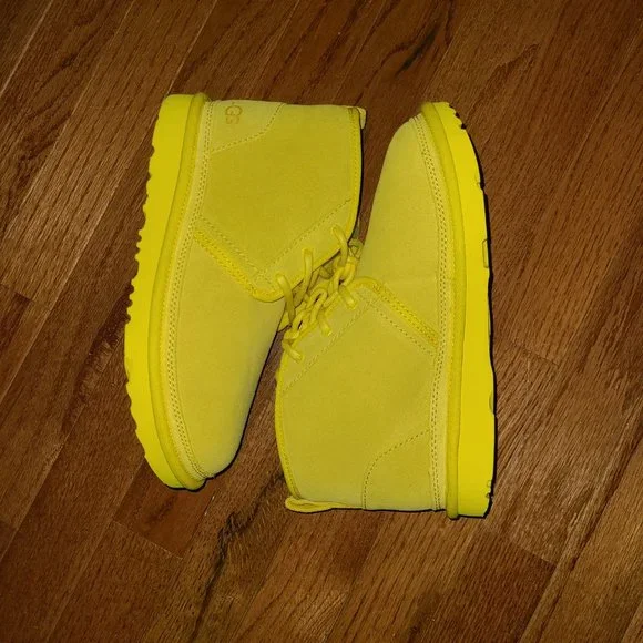 UGG boots - Picture 3 of 5